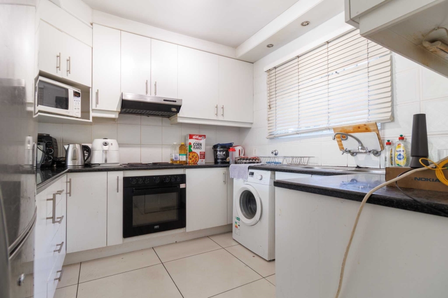 2 Bedroom Property for Sale in Rondebosch Western Cape